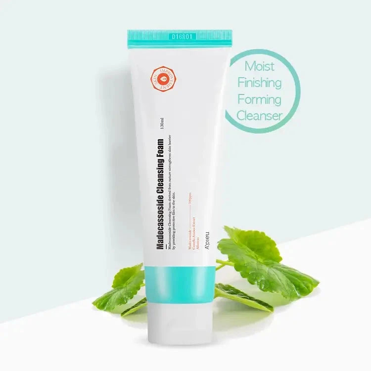 Terapeitiskās putas priekš mazgāšanas A'Pieu Madecassoside Cleansing Foam
