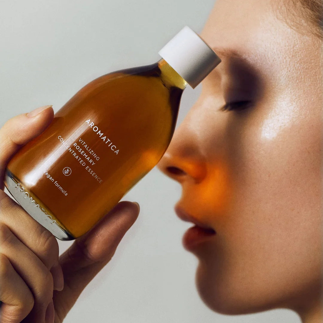 Sejas ādu atjaunojoša koncentrēta esence ar rozmarīna ekstraktu Aromatica Vitalizing Rosemary Concentrated Essence