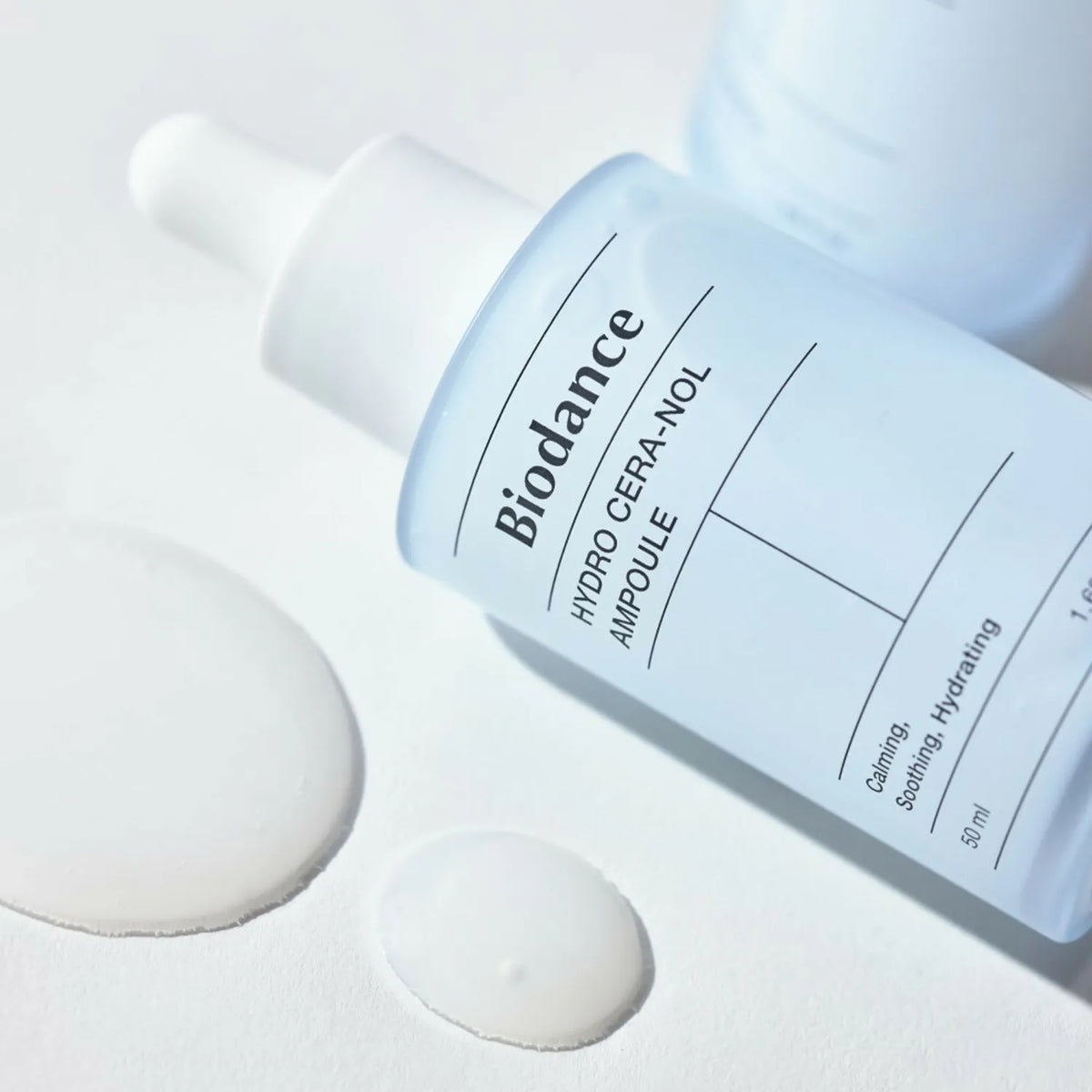 Mitrinoša un nomierinoša ampula sejai Biodance Hydro Cera-nol Ampoule