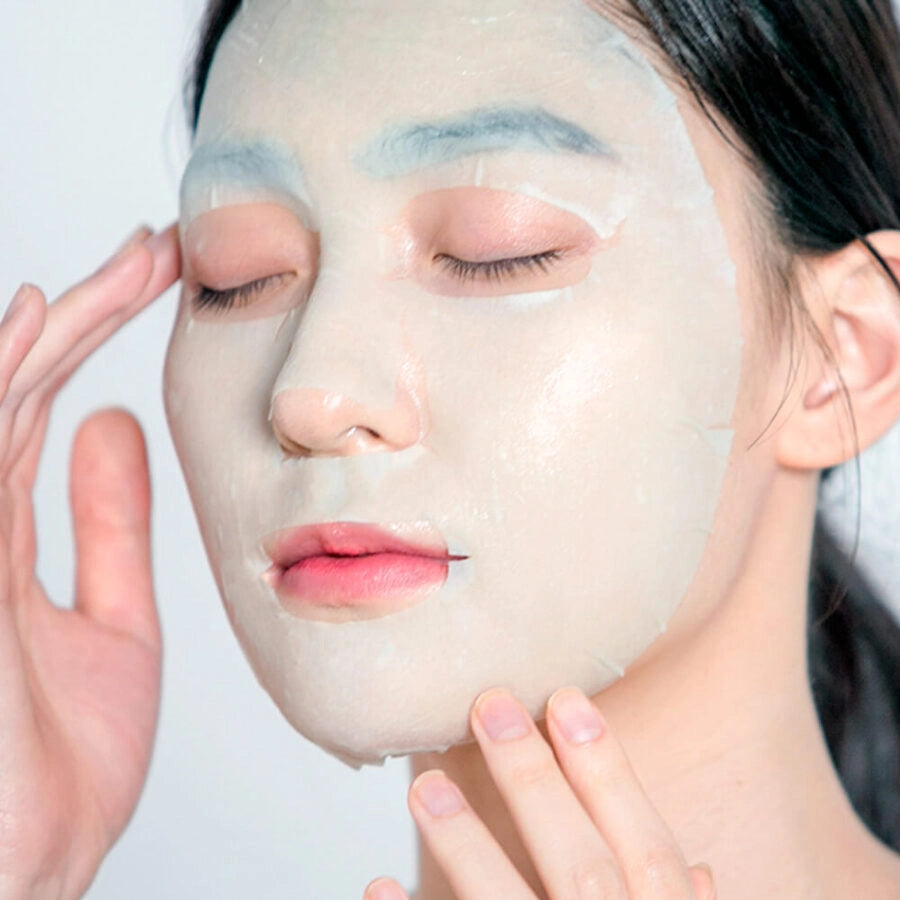 Auduma maska ar noni ogām elastības piešķiršanai Celimax The Real Noni Energy Ampoule Mask