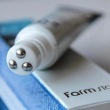 Sērums-rolleris ādai ap acīm ar kolagēnu FarmStay Collagen Water Full Moist Rolling Eye Serum