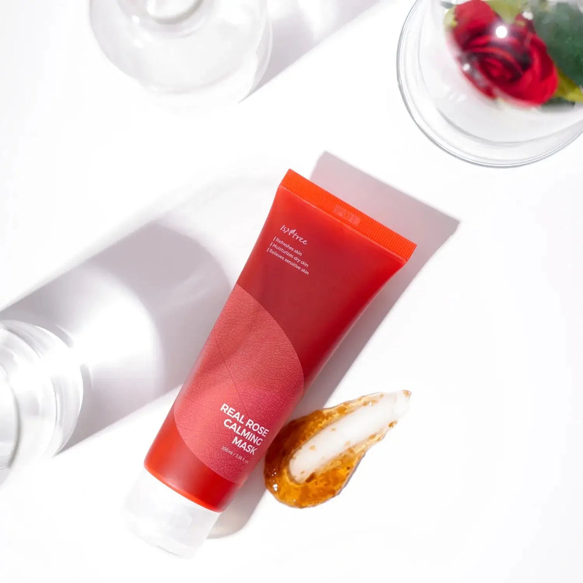 Nomierinoša maska ar rožu ziedlapiņām IsNtree Real Rose Calming Mask