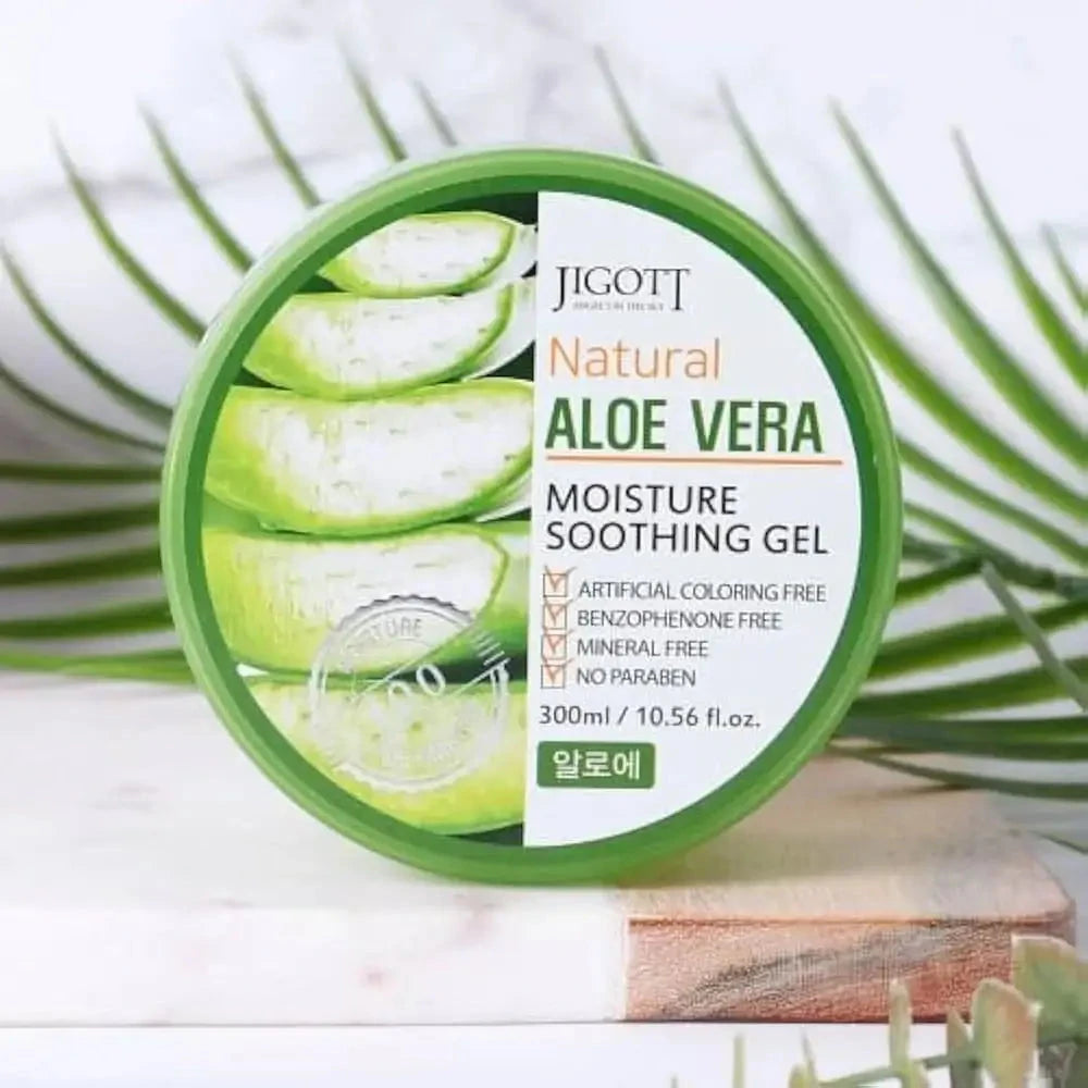 Mitrinošs gels ar alvejas ekstraktu Jigott Natural Aloe Vera Moisture Soothing Gel