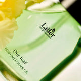 Mitrinoša eļļa matiem ar zaļās rozes aromātu Lador Perfumed Hair Oil 03 Our Leaf