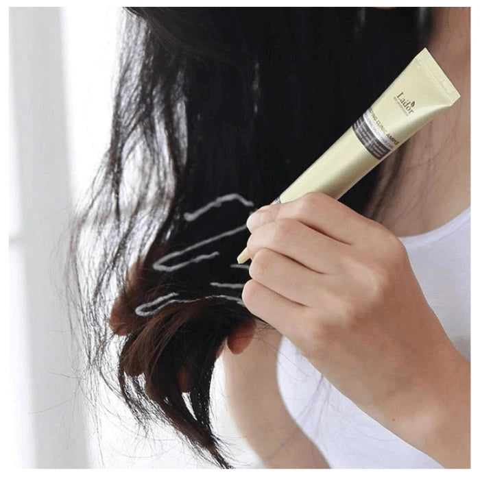 Atjaunojošs nakts serums matiem Lador Snail Sleeping Clinic Ampoule