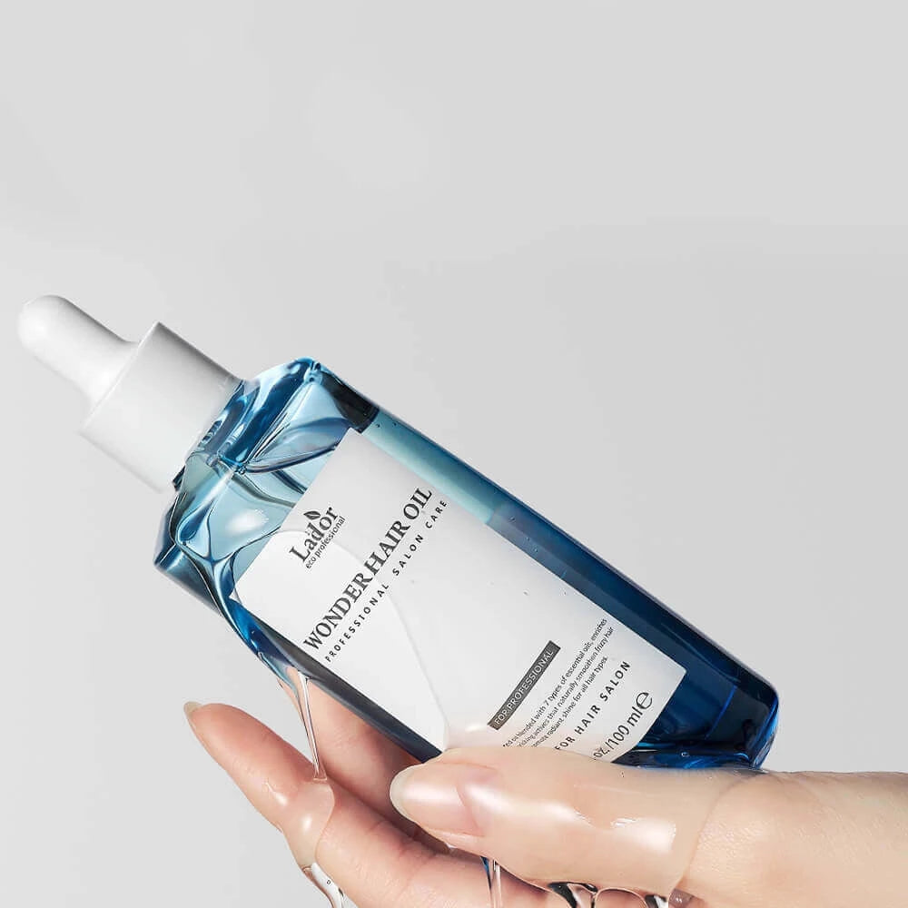 Mitrinoša eļļa matu spīduma atjaunošanai Lador Wonder Hair Oil