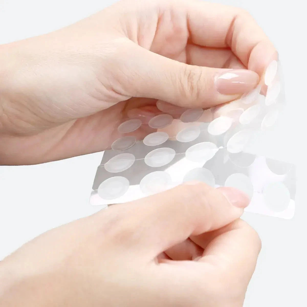 Punktveida plāksteri pūtīšu novēršanai ar Āzijas centellu un salicilskābi Mizon Good Bye Blemish Clear Patch