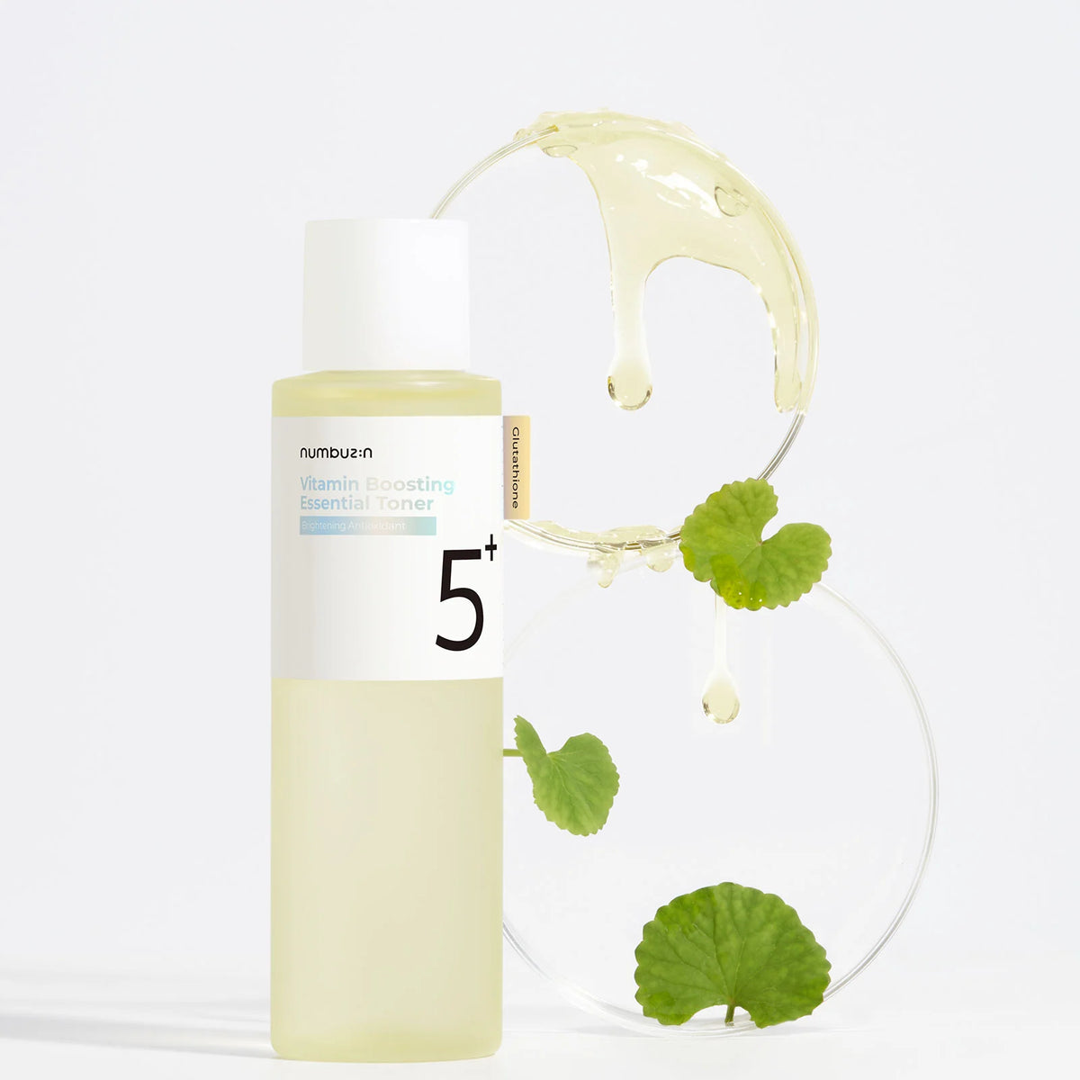 Balinošs toniks-esence ar niacinamīdu Numbuzin No.5 Vitamin Boosting Essential Toner