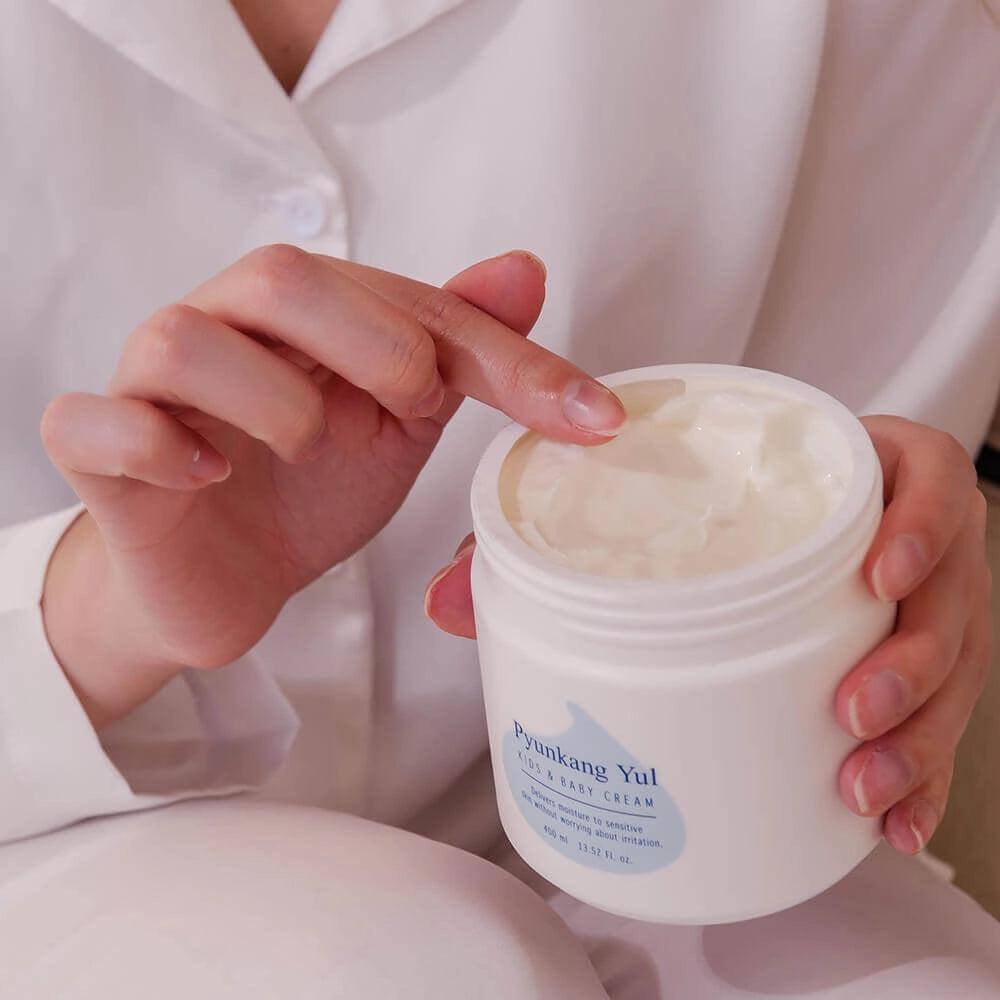 Mitrinošs krēms bērniem ar keramīdiem Pyunkang Yul Kids & Baby Cream