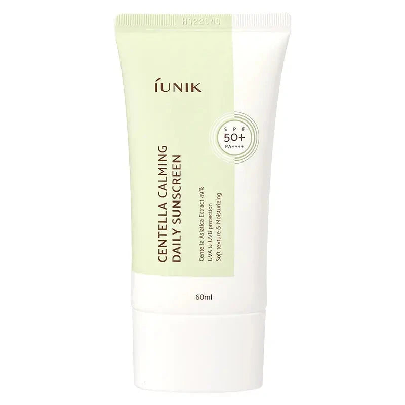 Nomierinošs saules aizsargkrēms ar Āzijas centellu iUNIK Centella Calming Daily Sunscreen