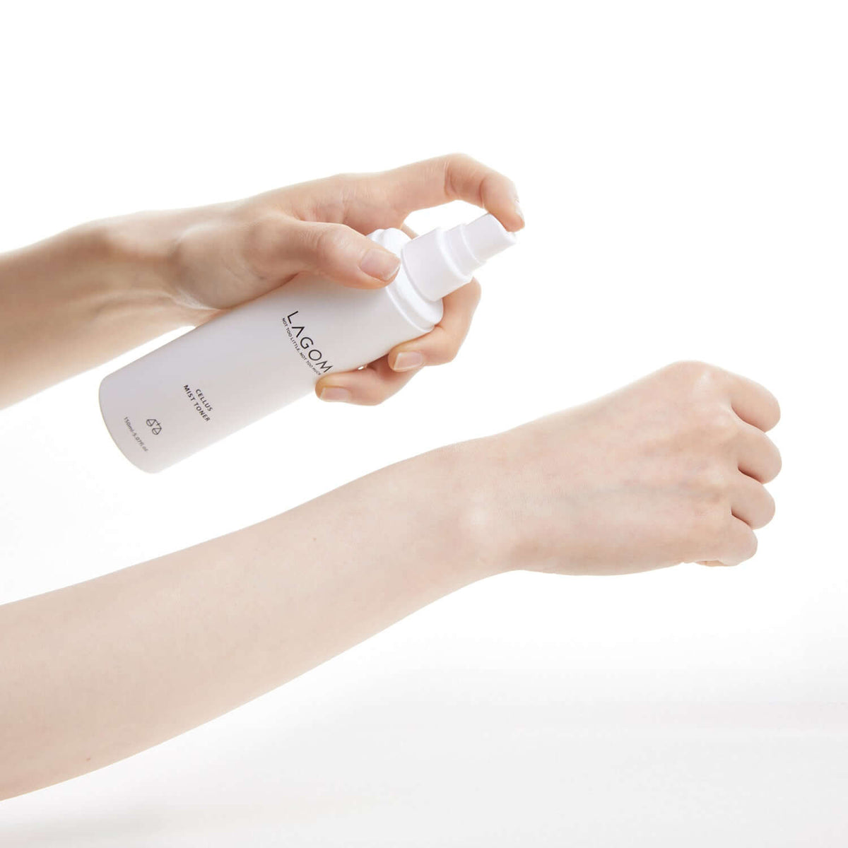Mitrinošs izsmidzināmais toniks ar urīnvielu Lagom Cellus Mist Toner